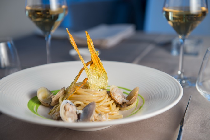 Spaghettoni di Gragnano con vongole
